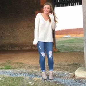 Meet your Posher, Jennifer